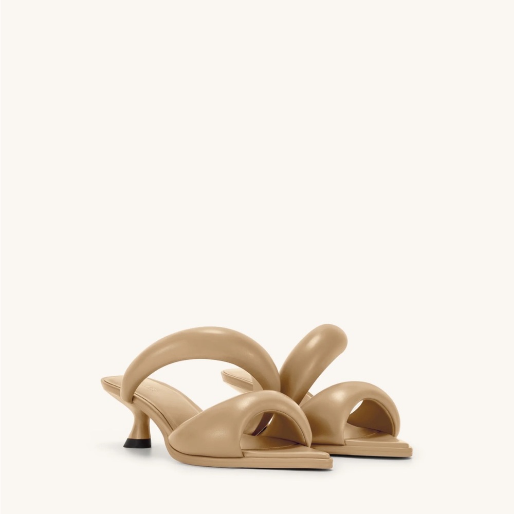 JW PEI sandals size 38(71/2). Sold out on line